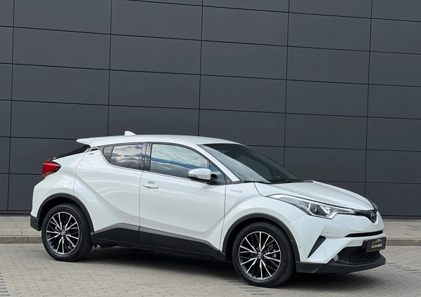 Toyota C-HR cena 85900 przebieg: 31000, rok produkcji 2017 z Skalbmierz małe 631